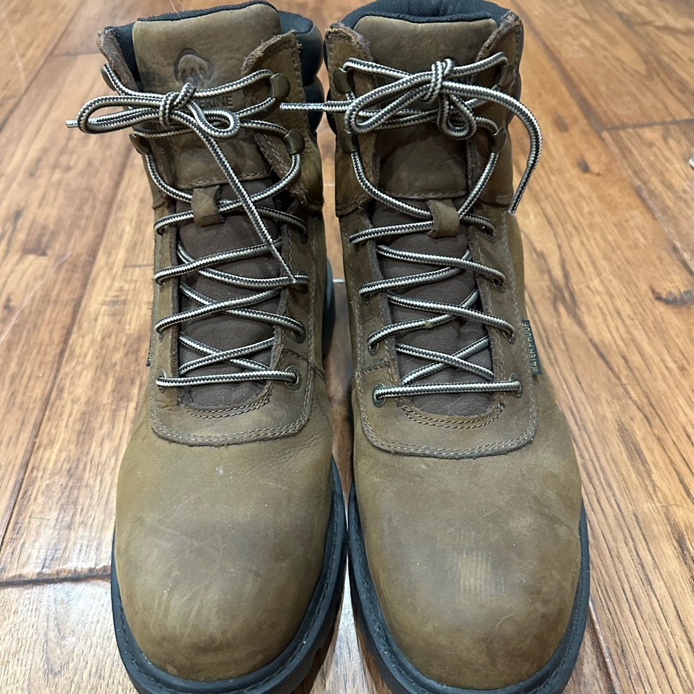 Wolverine Men's Tan/Brown Work Boots with Contrast Laces